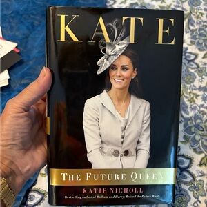 KATE The Future Queen Book